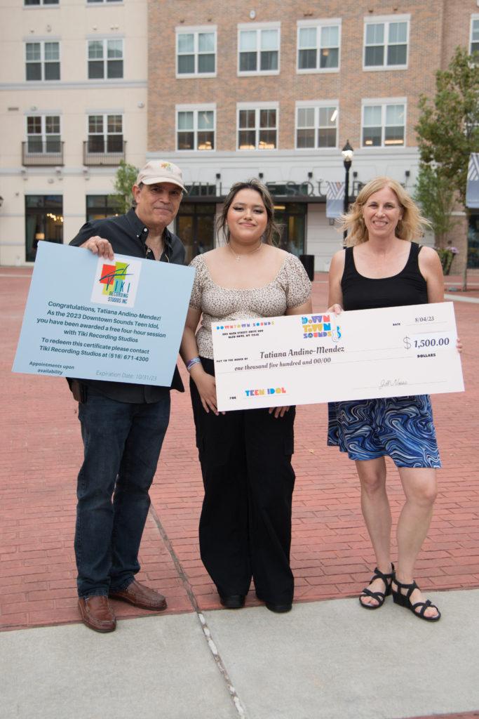 Tatiana Andino-Mendez with Jill Nossa and Fred Guardino